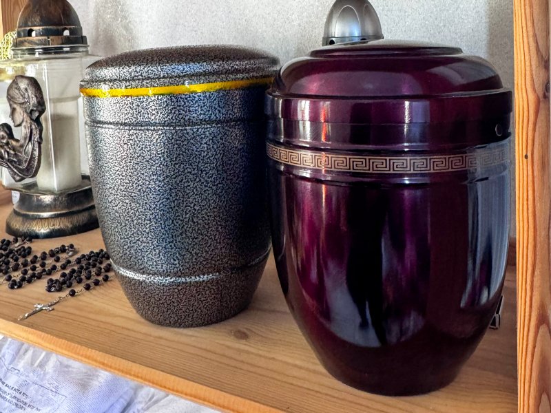 Урны для праха на любой бюджет в Даугавпилсе в похоронном бюро Ritual Mirklis